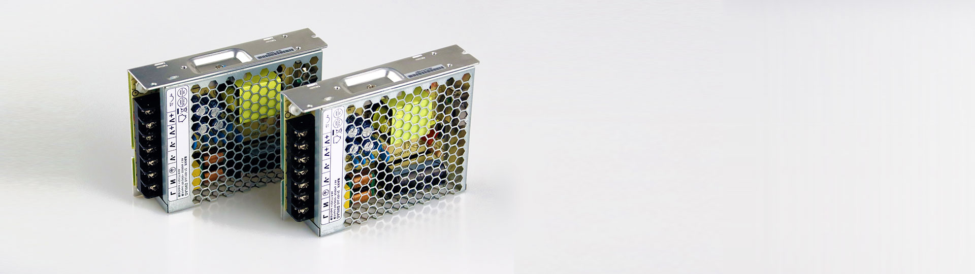 High-power iron shell power adapter